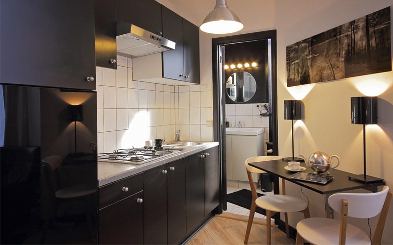 piccolo appartamento monolocale ristrutturato cucina